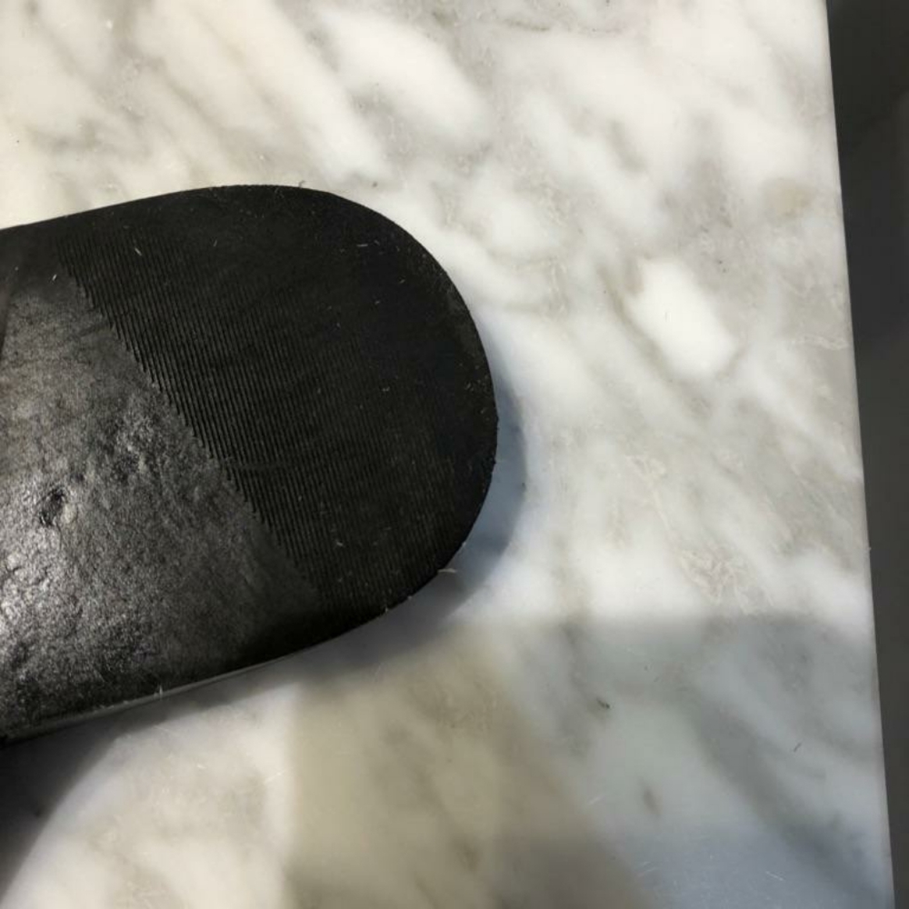 Sandals - Picture 2 of 6